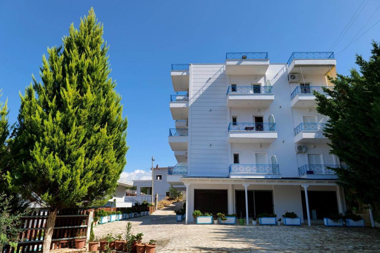 Miracle Apartments Saranda Bagian luar foto