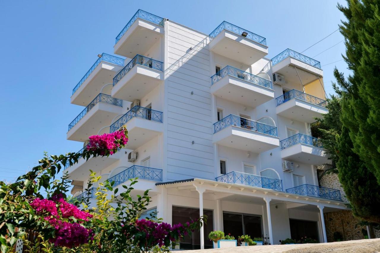 Miracle Apartments Saranda Bagian luar foto