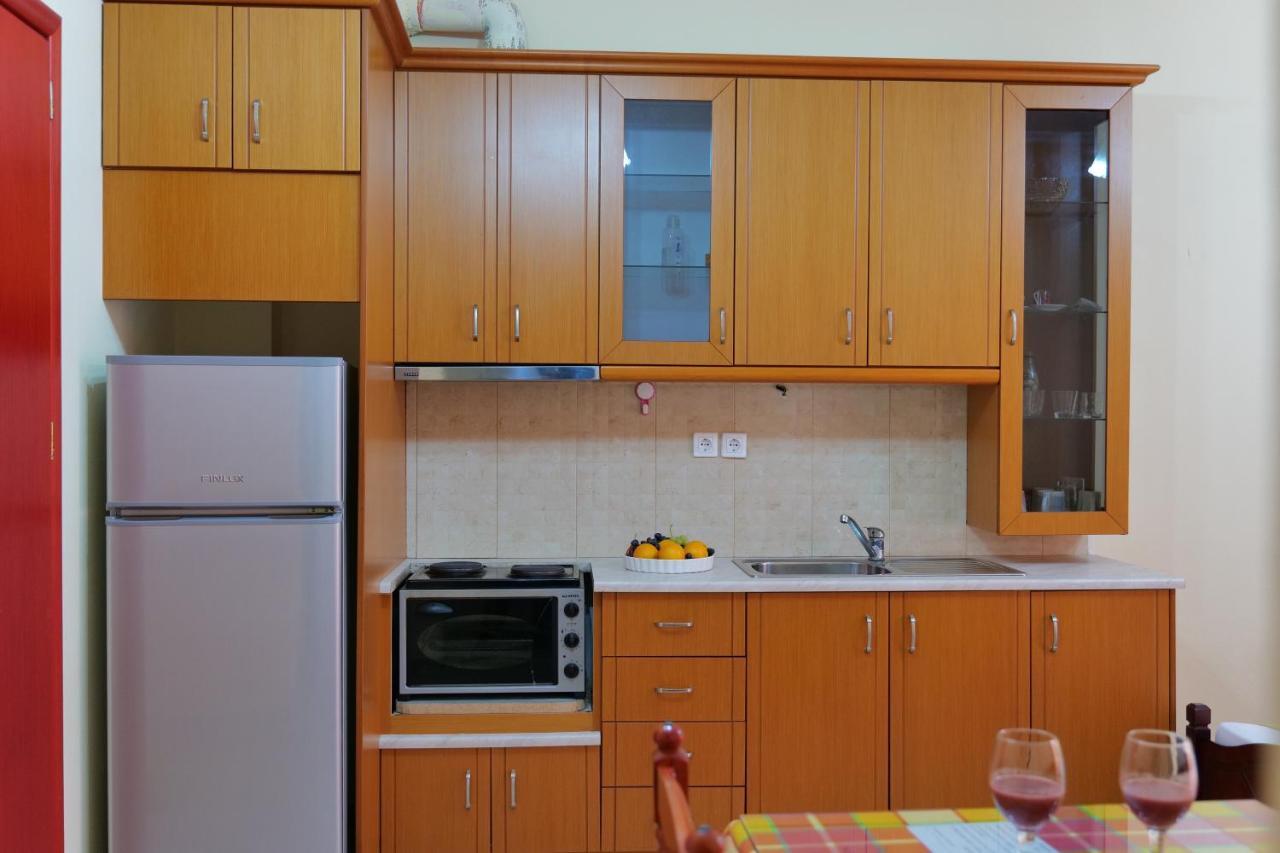 Miracle Apartments Saranda Bagian luar foto