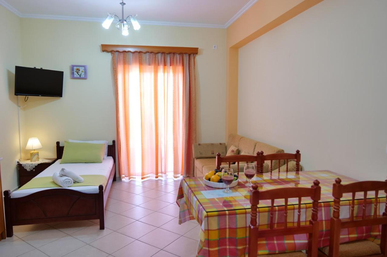 Miracle Apartments Saranda Bagian luar foto
